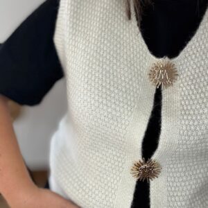 Chalequillo LANA apliques beige