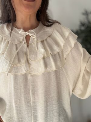 Blusa CRUDA volantes