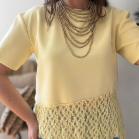 Camiseta AMARILLA encajes