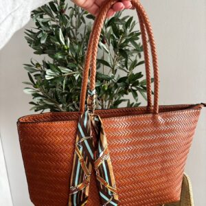 Bolso TRENZADO marrón