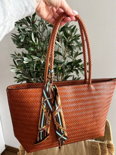 Bolso TRENZADO marrón