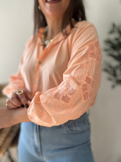 Camisa SALMÓN bordados