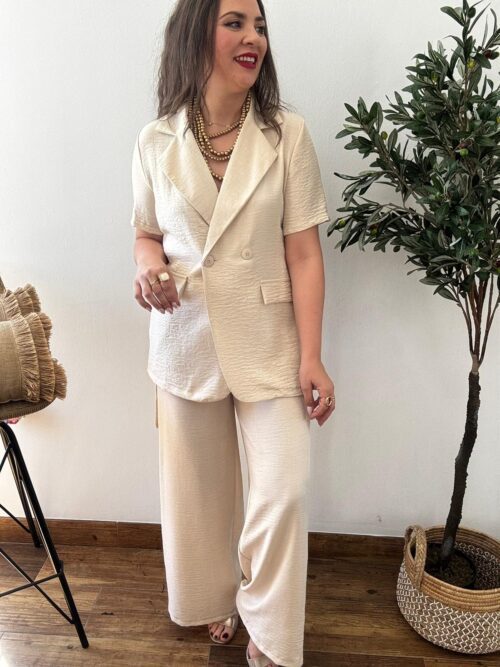 Conjunto CHAQUETA beige