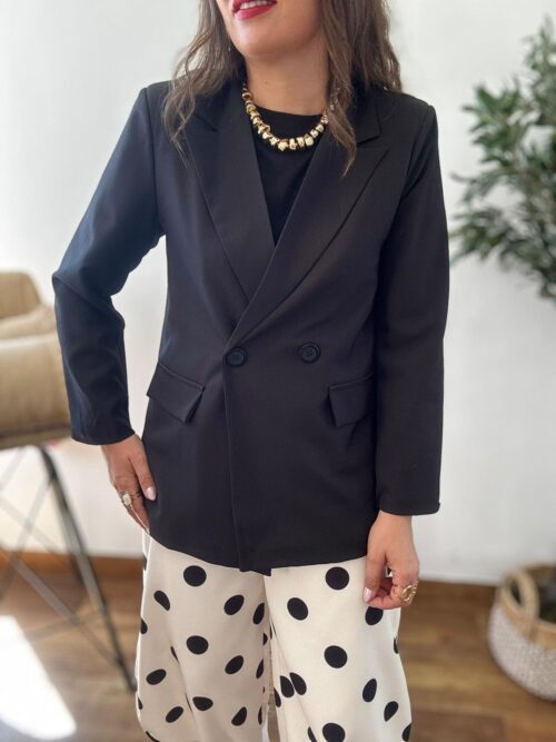 Americana ABOTONADA negra