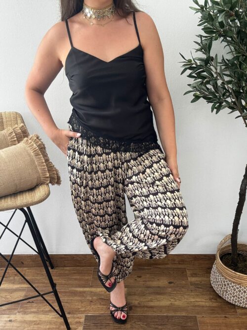 Pantalón SUMITRA beige con negro