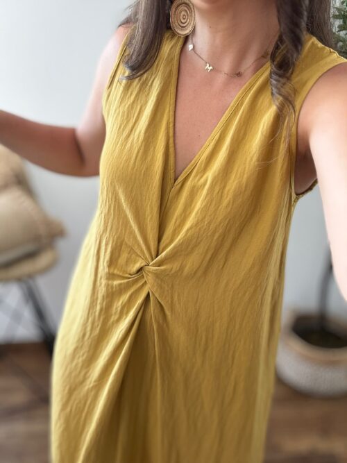 Vestido NUDO mostaza