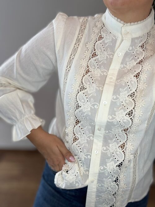 Camisa ROMÁNTICA beige