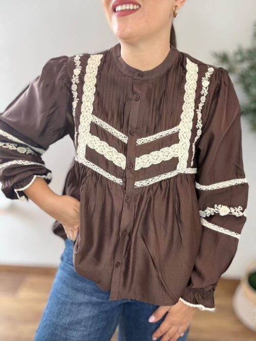 Camisa ROMÁNTICA chocolate